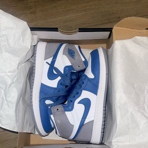 PS Jordan 1 size 12c